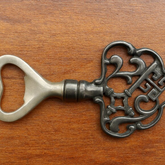 Vintage Skeleton Key Bottle Opener Retro Art Deco Victorian Style Germany Beck's - Picture 1 of 6